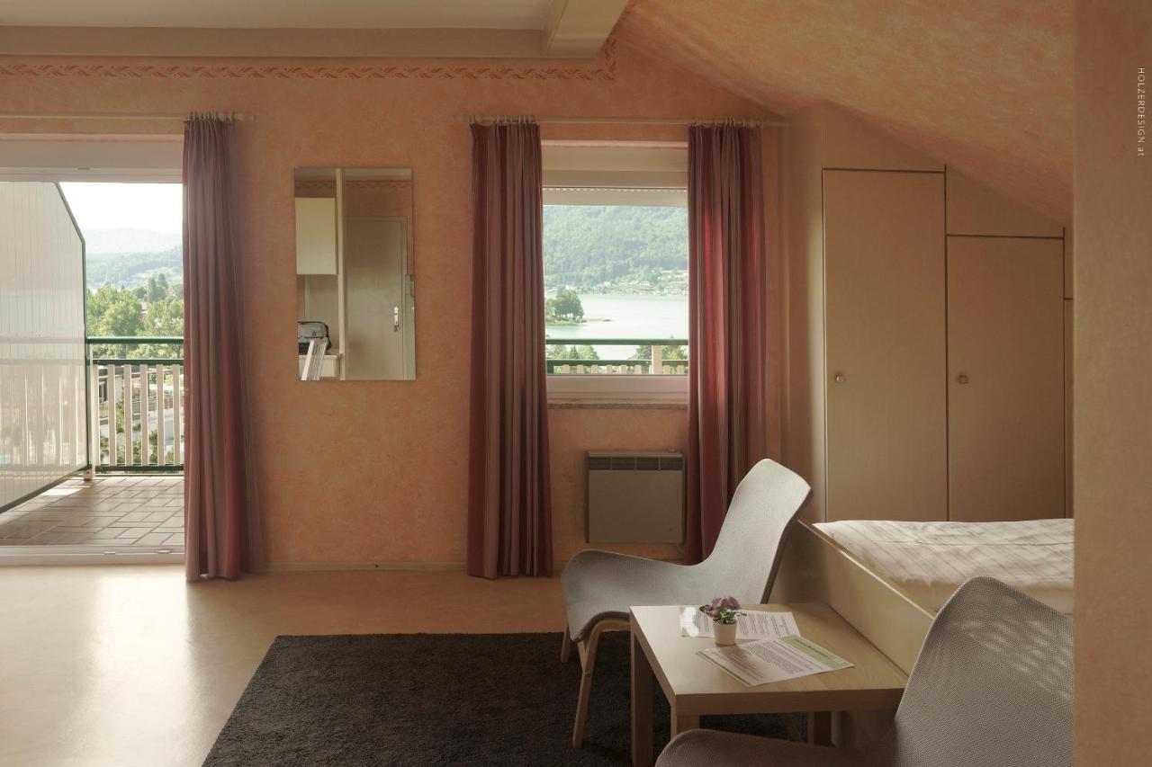 Appartementhotel Karawankenblick เพิร์ทชาค อัม เวิร์ทเทอร์ซี ภายนอก รูปภาพ