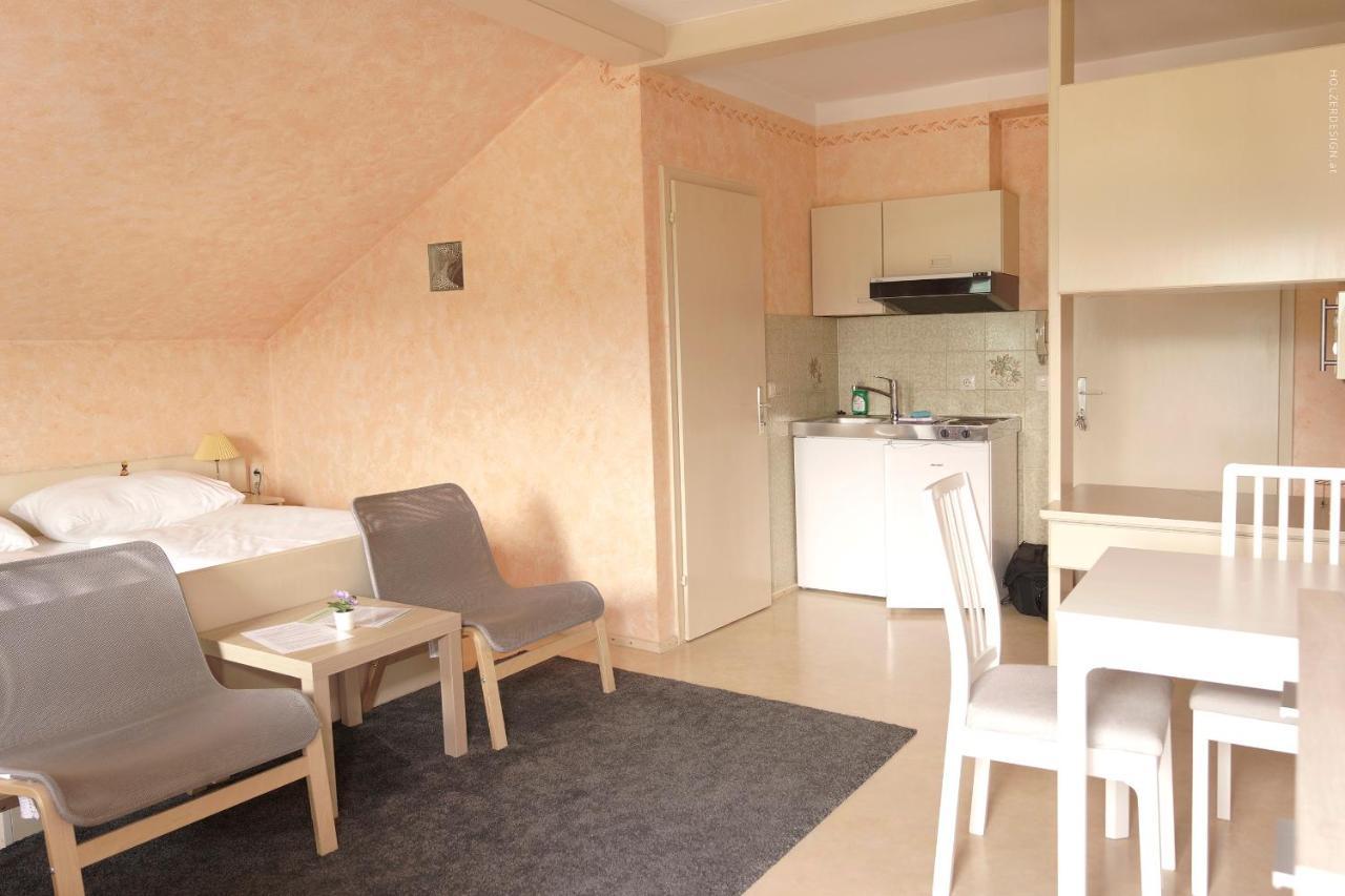 Appartementhotel Karawankenblick เพิร์ทชาค อัม เวิร์ทเทอร์ซี ภายนอก รูปภาพ