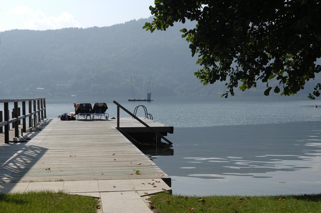 Appartementhotel Karawankenblick เพิร์ทชาค อัม เวิร์ทเทอร์ซี ภายนอก รูปภาพ