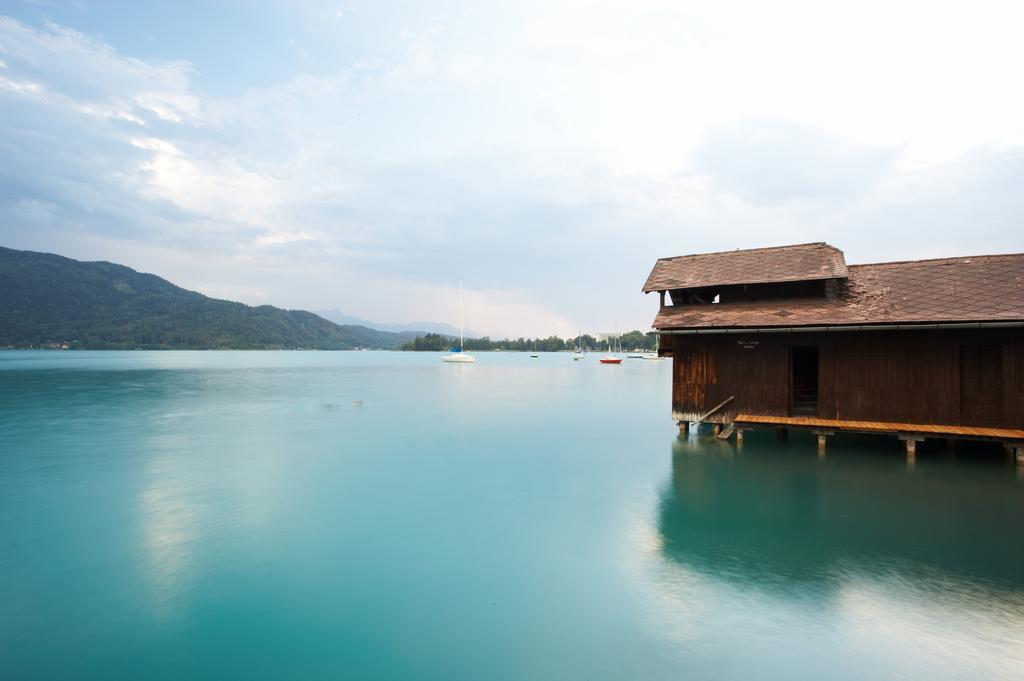 Appartementhotel Karawankenblick เพิร์ทชาค อัม เวิร์ทเทอร์ซี ภายนอก รูปภาพ